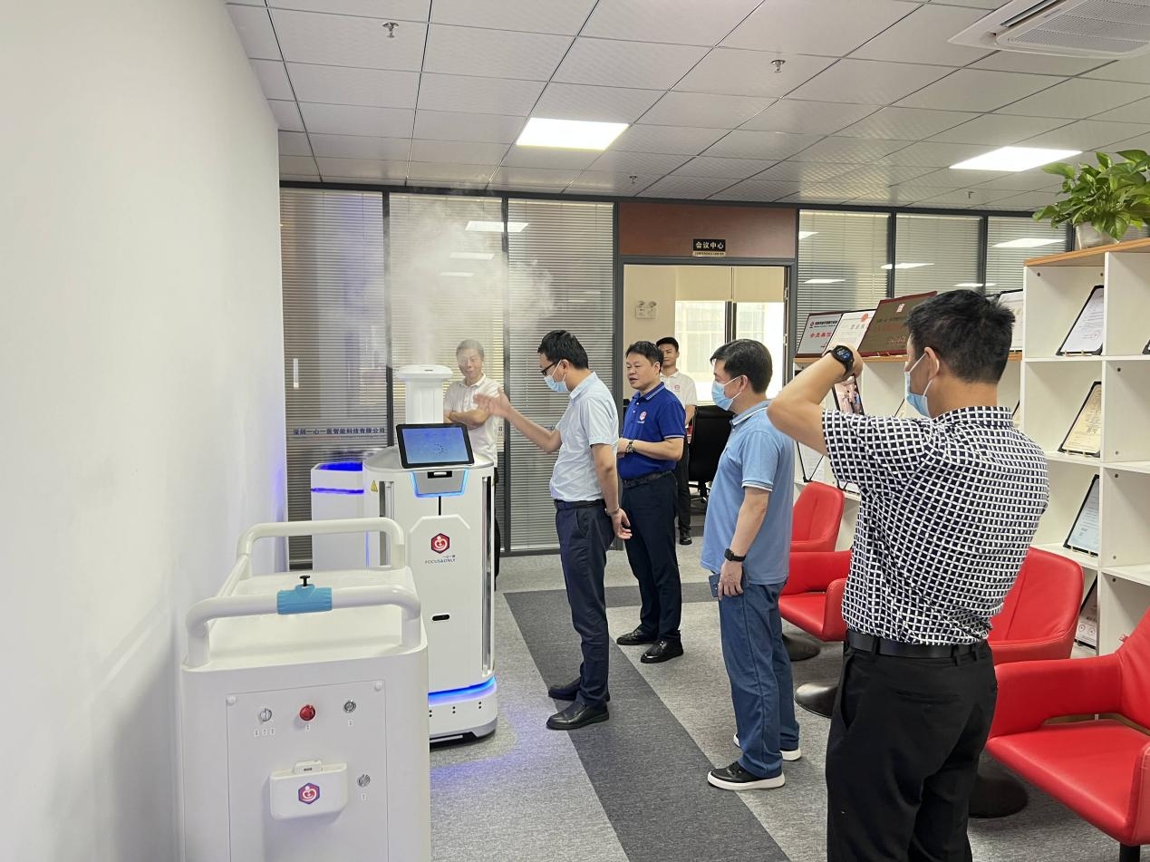 Leaders from Shishou City, Hubei Province Visited One Heart On Medical Intelligence(pic3)