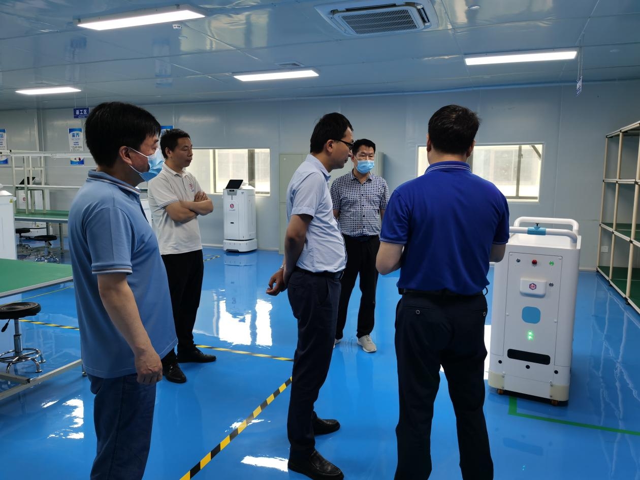 Leaders from Shishou City, Hubei Province Visited One Heart On Medical Intelligence(pic8)