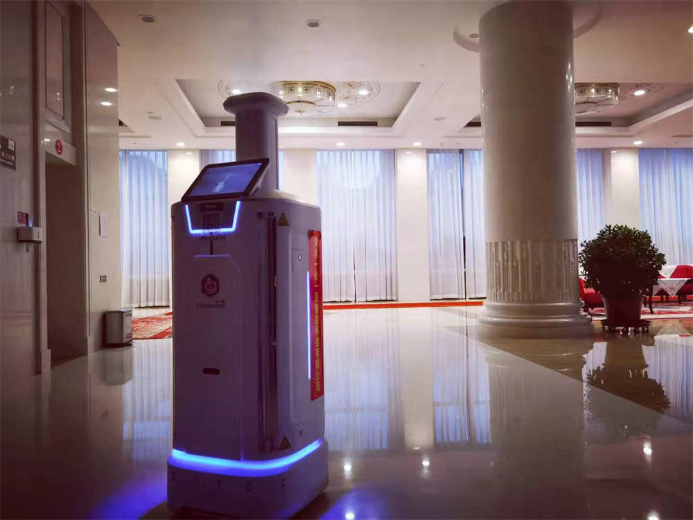 Intelligent disinfection robot helps the disinfection and sterilization work of the Great Hall of the People in Xinjiang(pic5)